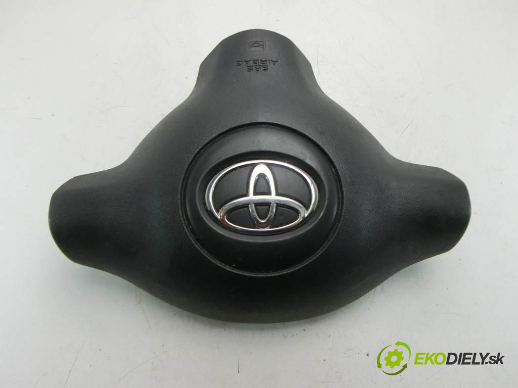 Toyota Yaris I FL  2004  HATCHBACK 3D 1.0B 65KM 03-05 1000 AirBag - volantu  (Airbagy)