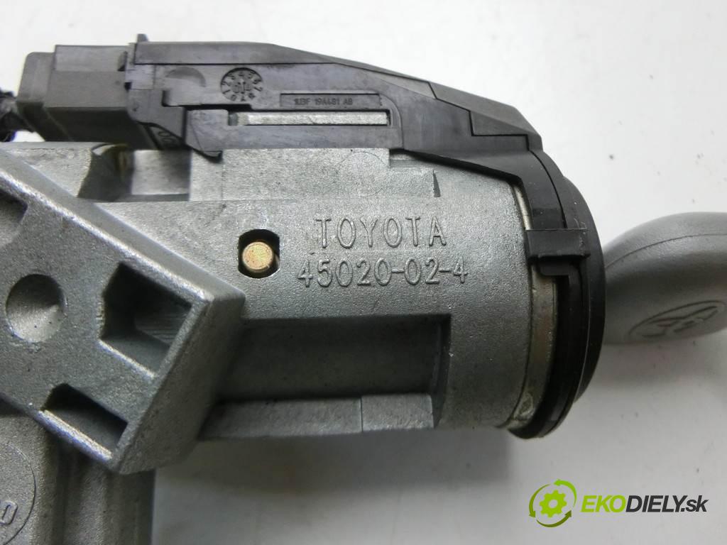Toyota Corolla E12  2004  SEDAN 4D 1.4VVTI 97KM 02-07 1400 spinačka 45020-02-4 (Spínacie skrinky a kľúče)