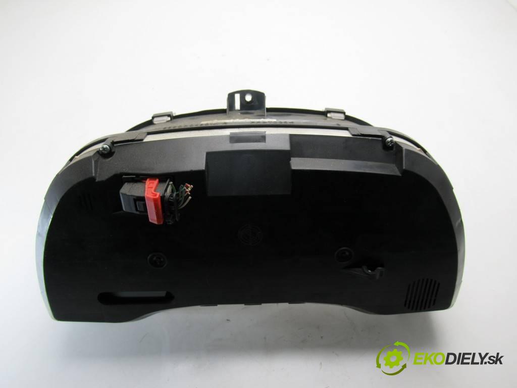 Fiat Punto II FL  2004  HATCHBACK 5D 1.2B 60KM 03-11 1200 prístrojovka 46833366 (Přístrojové desky, displeje)