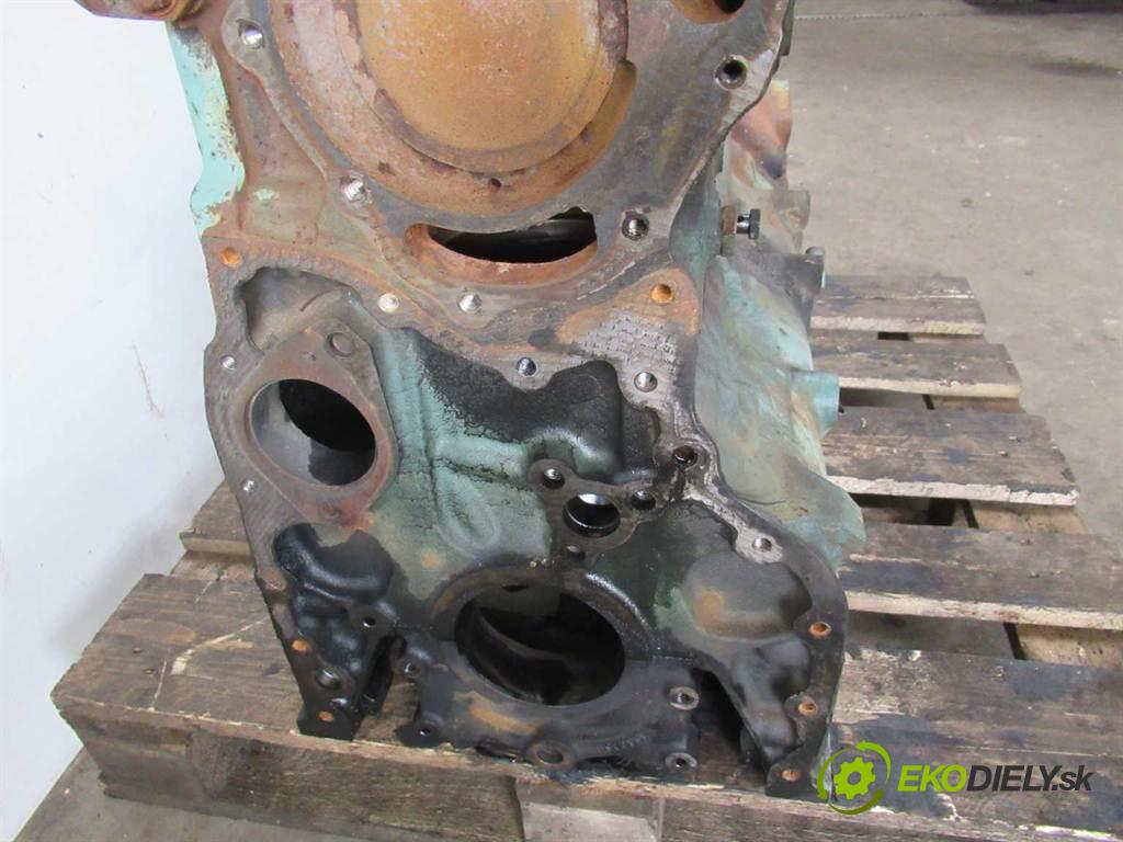 Volvo F12    TD120  Blok Motor  (Blok motora)