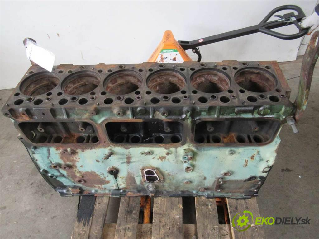 Volvo F12    TD120  Blok Motor  (Blok motora)