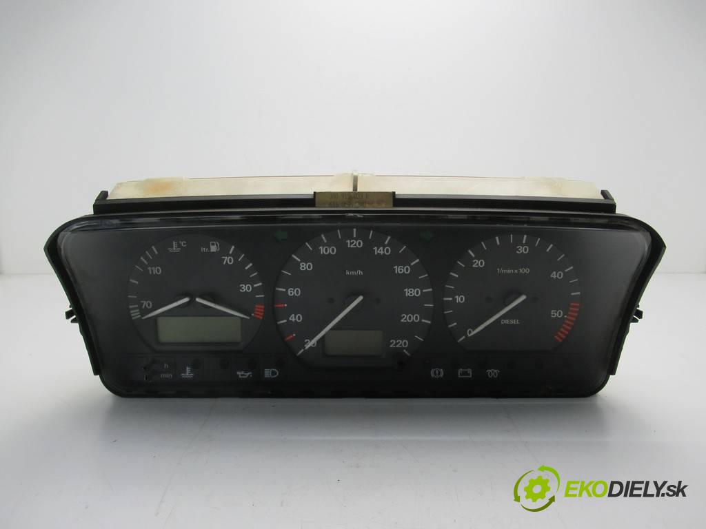 Volkswagen Passat B4    1.9TDI  Prístrojovka 3A0919033R (Prístrojové dosky, displeje)