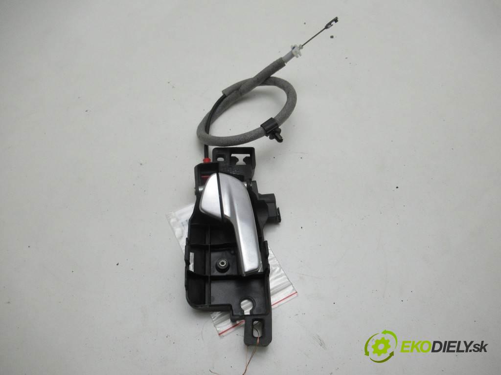 Ford Mondeo Mk4  2007  KOMBI 5D 2.0TDCi 130KM 07-10 2000 klika přední část pravá vnitřní