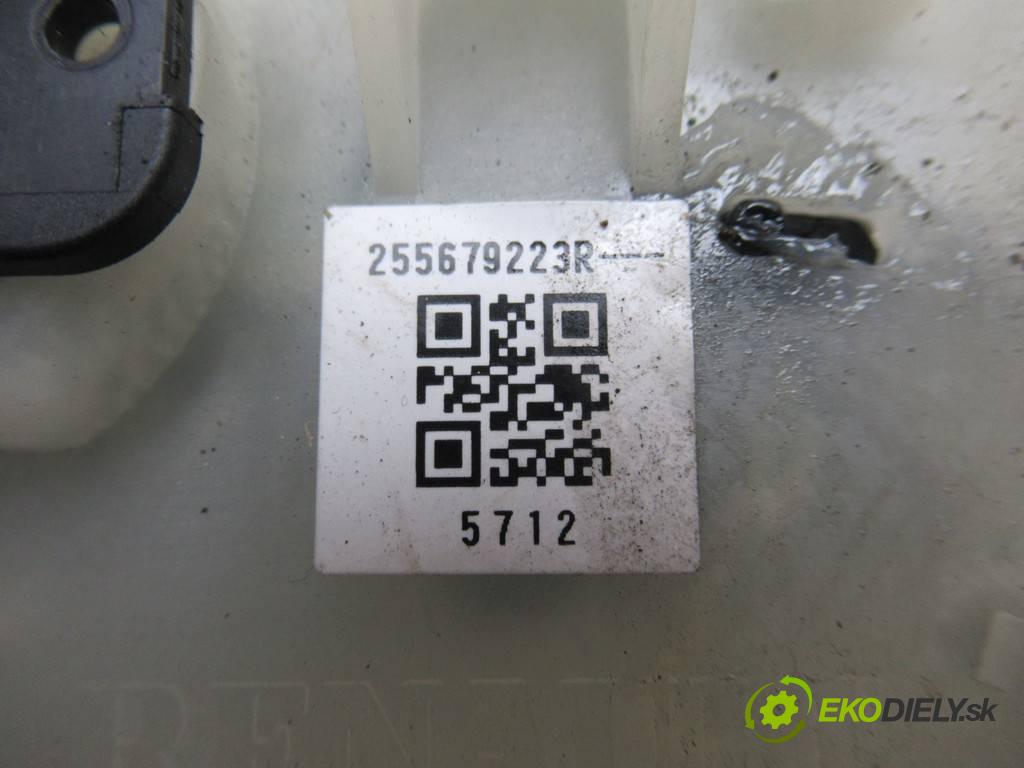 Opel Movano B  2015 163 kW LIFT L3H2 RWD 2.3CDTI 163KM 10- 2298 přepínač kombinovaný 255679223R (Ovládaní topení a přepínače)