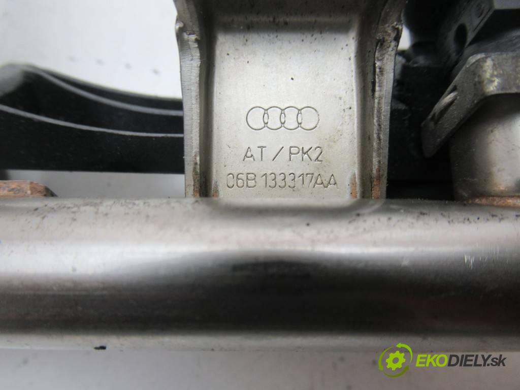 Audi A4 B6 AVANT  2003 163KM KOMBI 1.8T 163KM 01-04 1800 Lišta vstrekovacia Vstrekovacie ventily 06B133317AA (Vstrekovacie lišty)