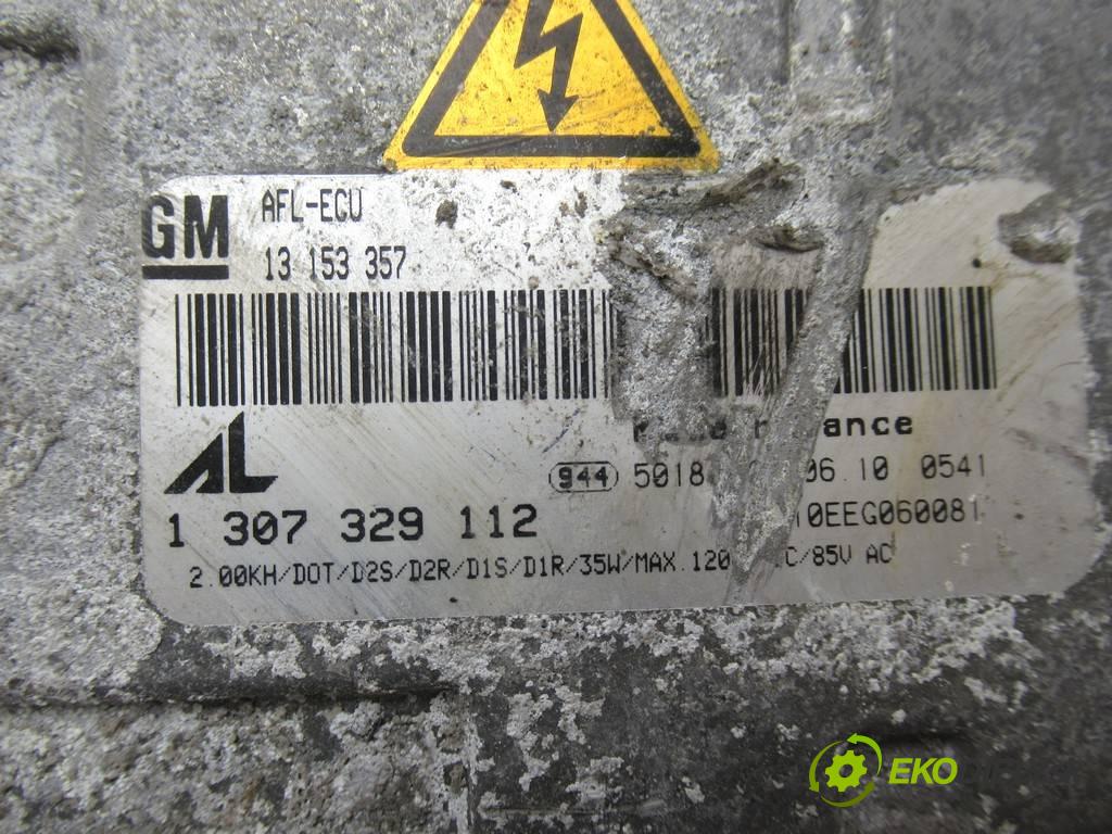 Opel Zafira B    A  měnič XENON 1307329112 (Měniče)