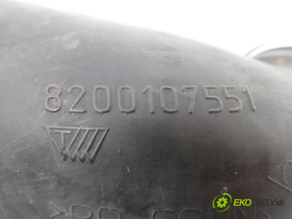 Renault Master     2.5DCI  Rúra hadice trubka vzduchu 8200107551 (Hadice chlazení vzduchu)