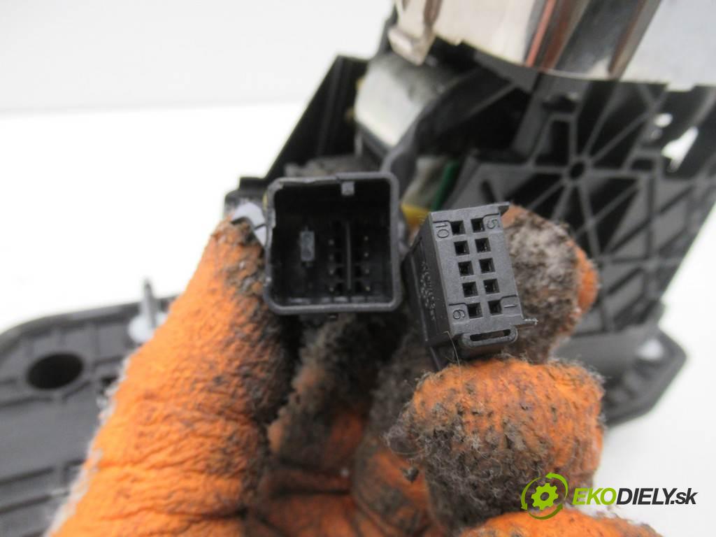 Volkswagen Passat B6  2007 140KM KOMBI 5D 2.0TDI 140KM 05-10 2000 Kulisa - - 3C1713025H (Rýchlostné páky / kulisy)