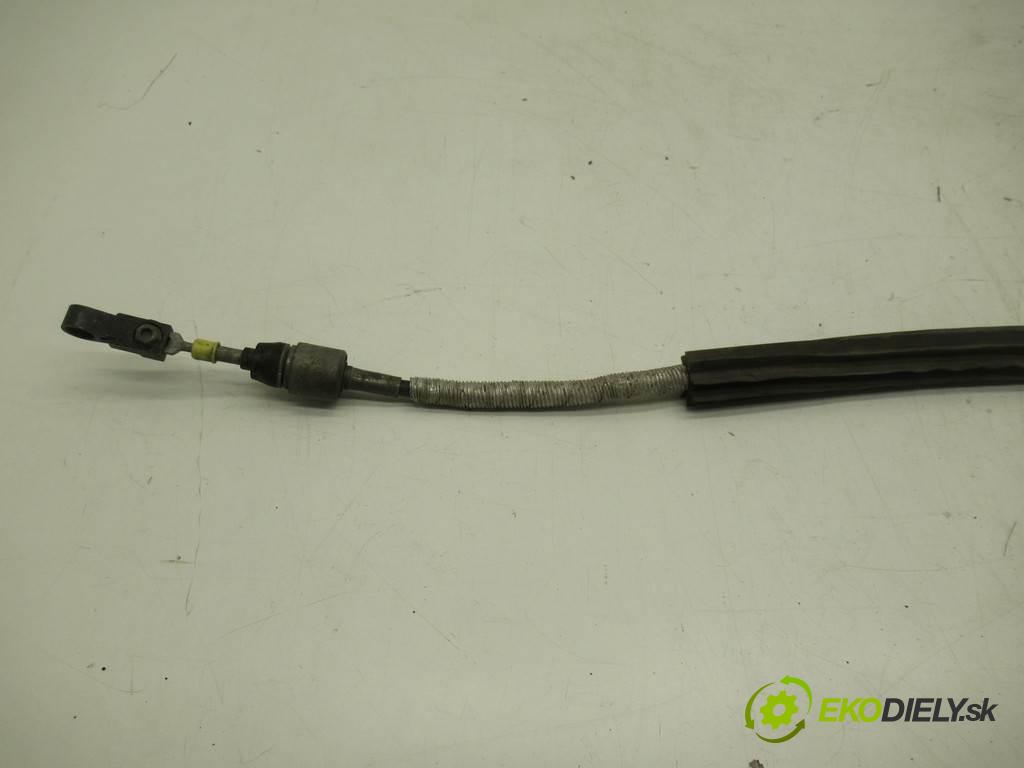 Volkswagen Passat B6  2007 140KM KOMBI 5D 2.0TDI 140KM 05-10 2000 Kulisa - - 3C1713025H (Rýchlostné páky / kulisy)