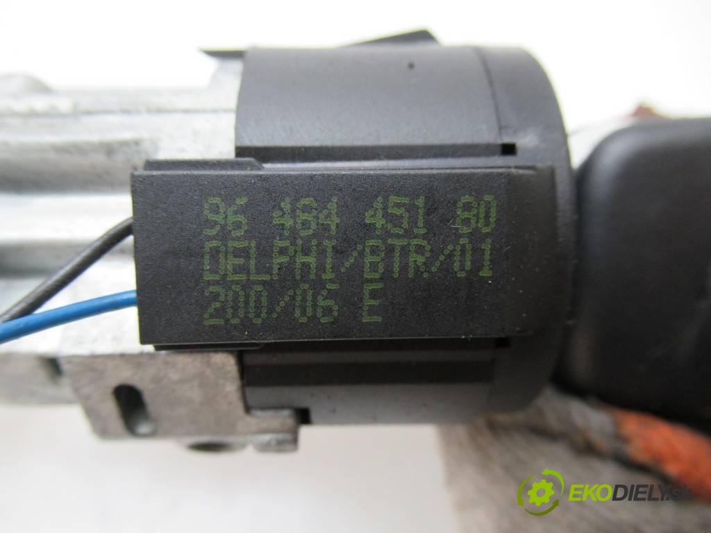 Peugeot 407 SW  2006  KOMBI 5D 1.6HDI 109KM 04-11 1600 spinačka  (Spínacie skrinky a kľúče)