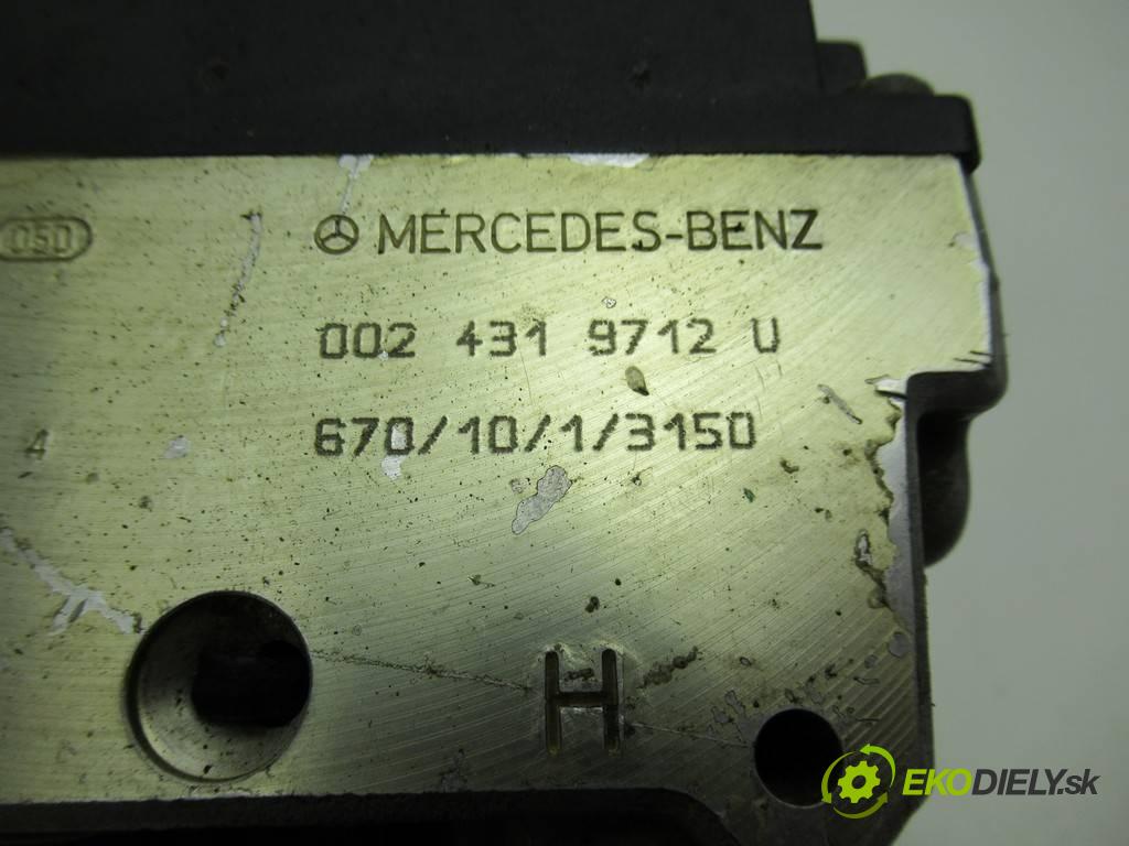 Mercedes-Benz W210  1996  SEDAN 4D 2.2D 95KM 95-99 2200 Pumpa ABS 0265217007 (Pumpy ABS)