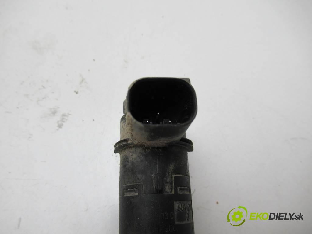 Renault Laguna II    KOMBI 5D 1.9DCI 120KM 01-07  Snímač PDC - 8200049264 (Snímače)