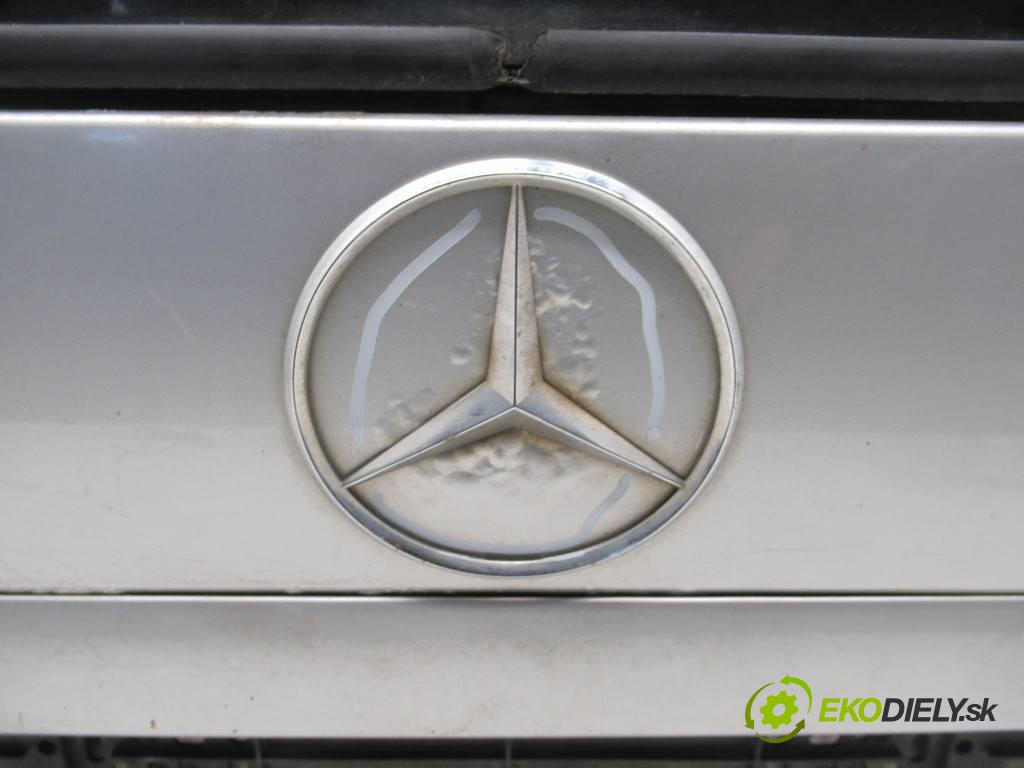 Mercedes-Benz W210  1999 125 kW KOMBI 5D 2.2CDI 125KM 95-99 2200 zadní část kapota  (Zadní kapoty)