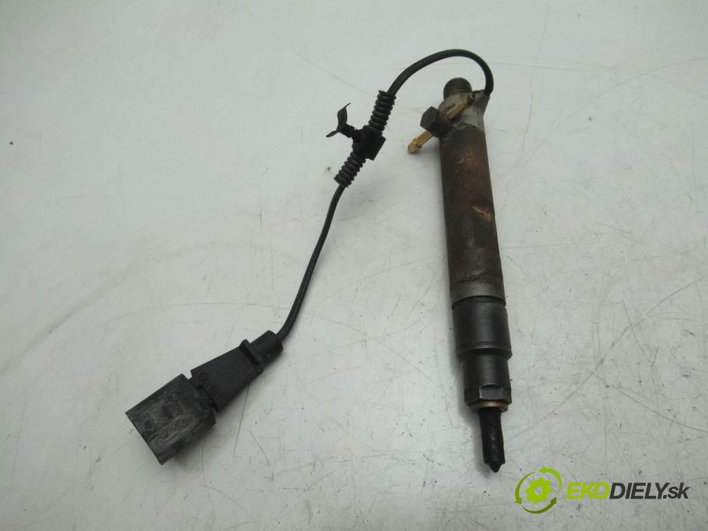 Skoda Octavia I LIFT  2003  SEDAN 4D 1.9TDI 90KM 00-10 1900 Vstrekovacie ventily 038130201S (Vstrekovacie ventily)