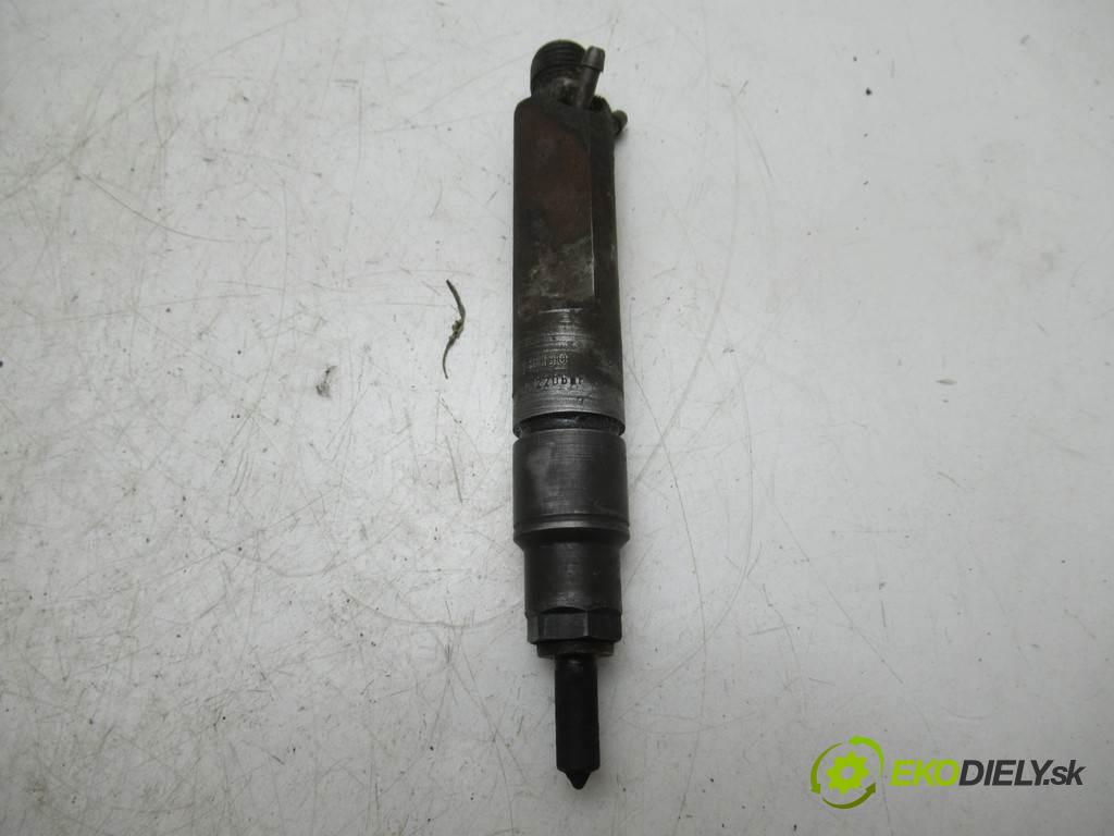 Skoda Octavia I LIFT  2003  SEDAN 4D 1.9TDI 90KM 00-10 1900 Vstrekovacie ventily 038130201S (Vstrekovacie ventily)