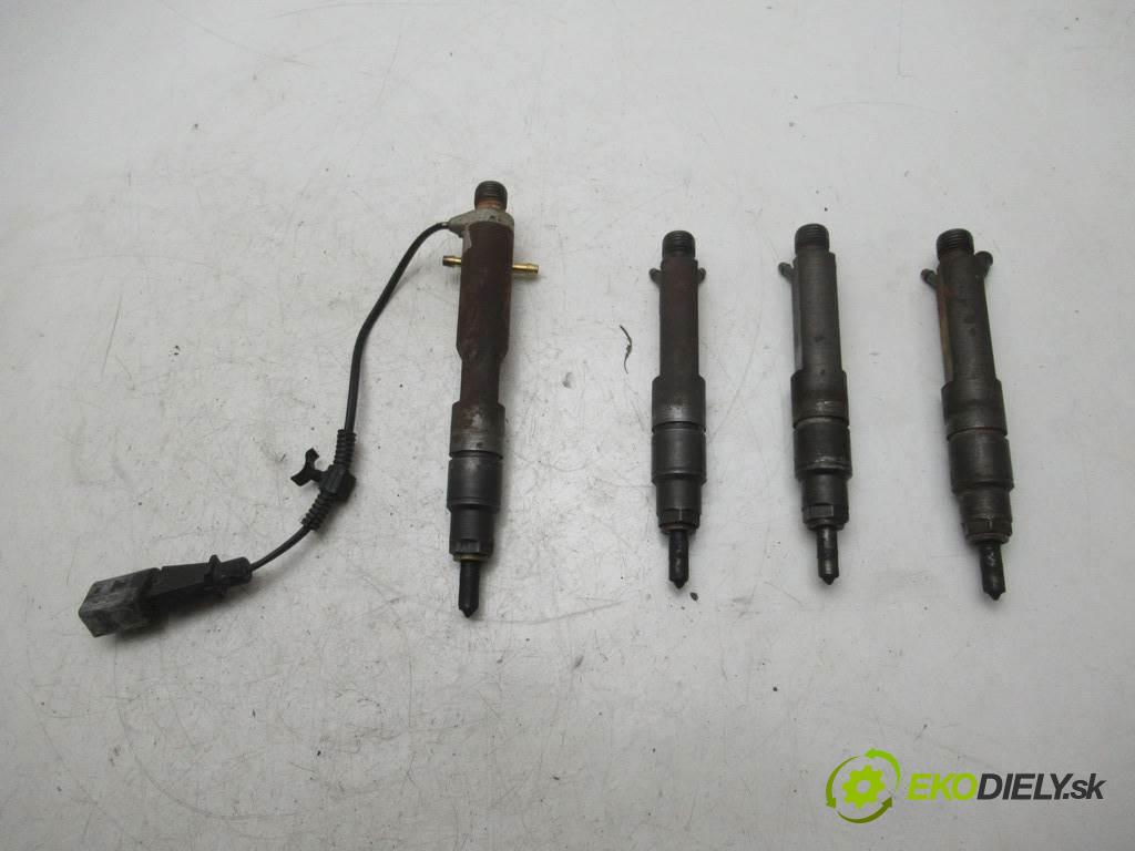 Skoda Octavia I LIFT  2003  SEDAN 4D 1.9TDI 90KM 00-10 1900 Vstrekovacie ventily 038130201S (Vstrekovacie ventily)