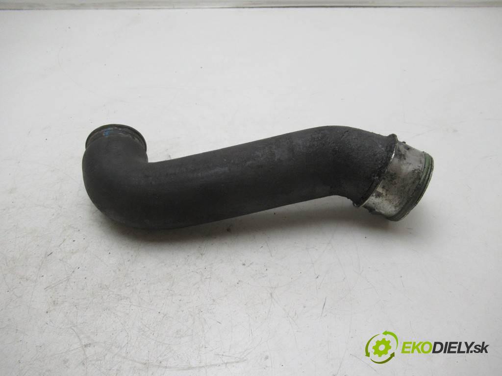 Skoda Octavia I LIFT    SEDAN 4D 1.9TDI 90KM 00-10  Rúra hadica turba  (Hadice)