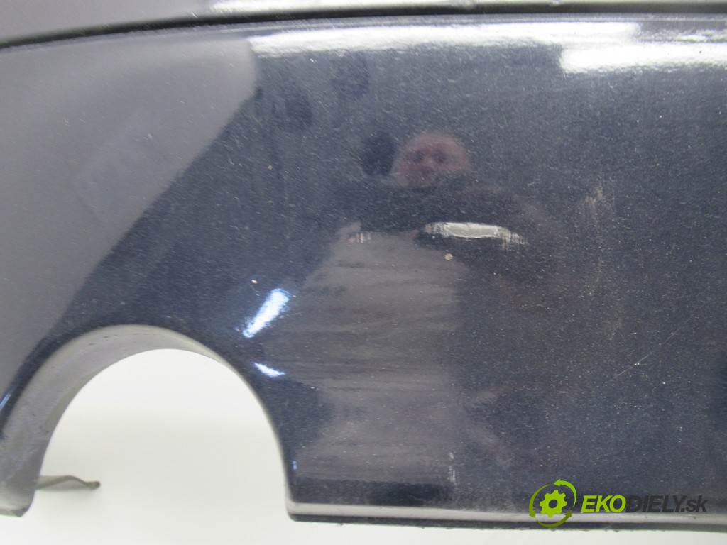 Audi A4 B6  2001  SEDAN 4D 1.8T 150KM 01-04 1800 Nárazník zad  (Ostatné)