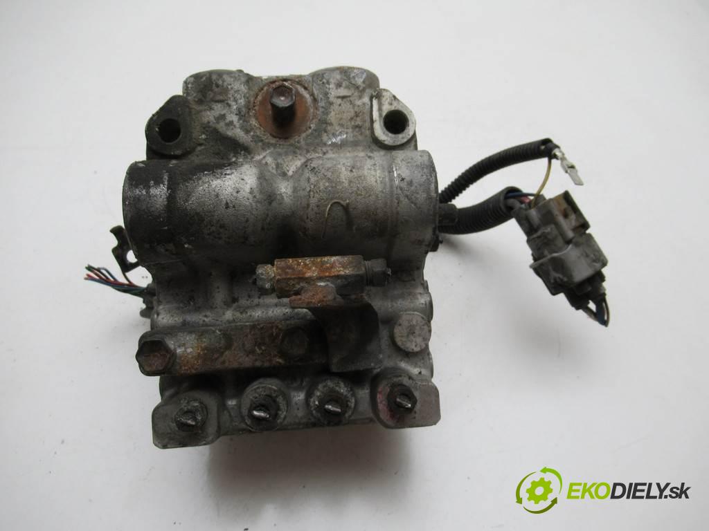 Toyota Corolla E11  1998  HATCHBACK 5D 1.4B 86KM 97-02 1300 Pumpa ABS 44610-12140 (Pumpy ABS)