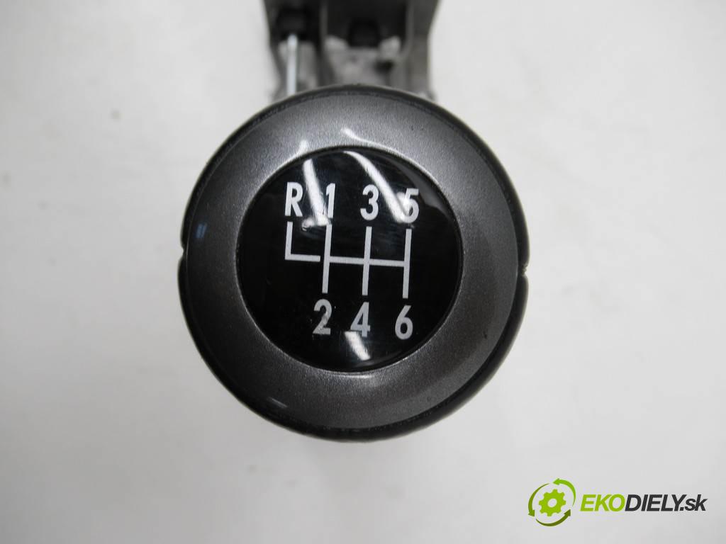 Seat Alhambra LIFT    1.9TDI 131KM 00-10  Kulisa - -  (Rýchlostné páky / kulisy)