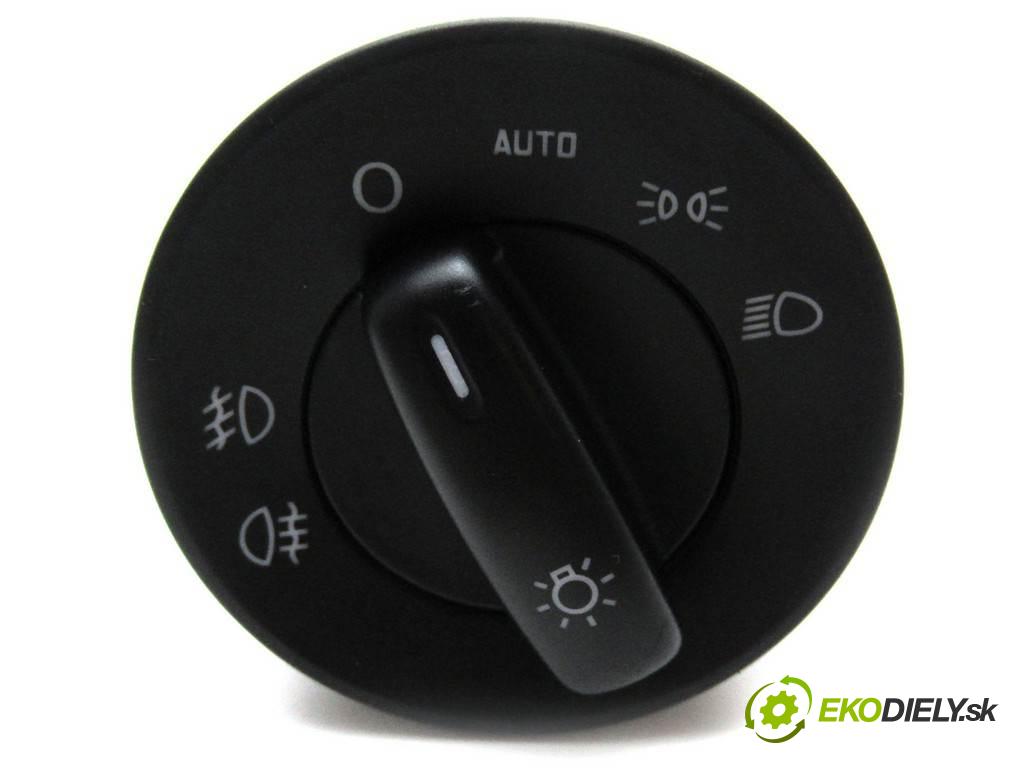 Skoda Octavia II LIFT  2009 75kW SEDAN 4D 1.6B 102KM 08-13 1600 Spínač svetiel na prístrojovej doske 1Z0941431J (Prepínače, spínače, tlačidlá a ovládače kúrenia)