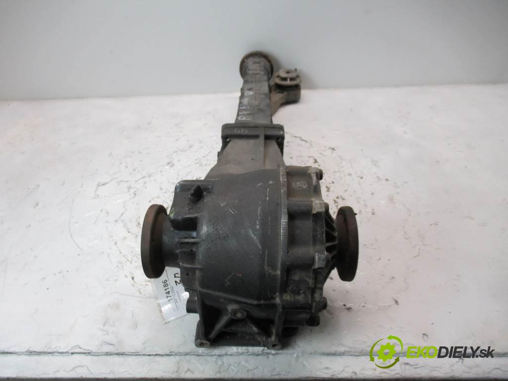 Audi A4 B5    2.8 V6  Most zad ,diferenciál 01H525085A (Zadné)