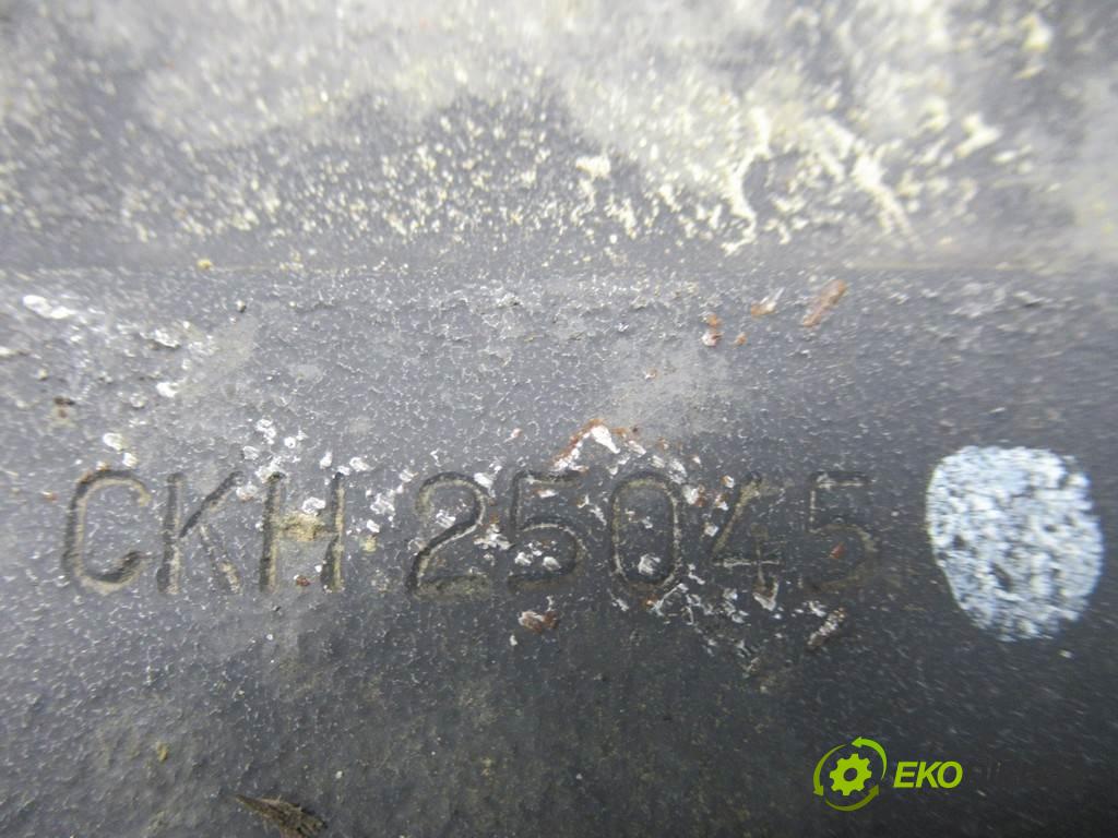 Audi A4 B5    2.8 V6  Most zad ,diferenciál 01H525085A (Zadné)