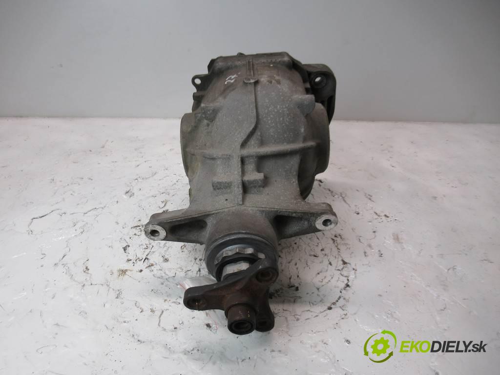 BMW F10    3.0D  Most zad ,diferenciál 7573821 (Zadné) 7573821