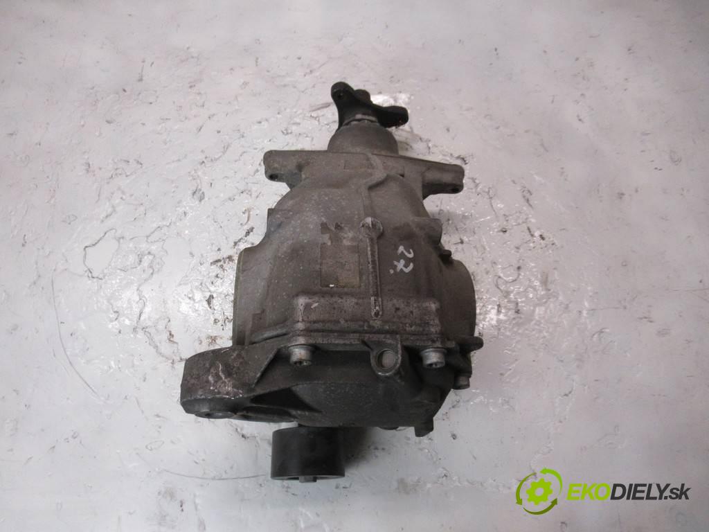 BMW F10    3.0D  Most zad ,diferenciál 7573821 (Zadné) 7573821