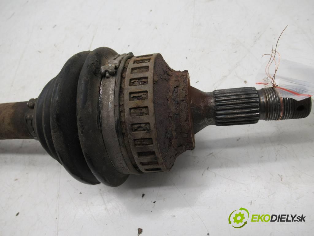 Citroen Xsara Picasso  2004  2.0HDI 90KM 99-04 2000 Poloos pravá  (Poloosy)