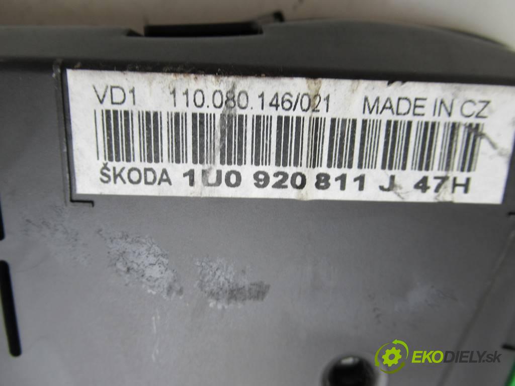 Skoda Octavia I LIFT  2008  KOMBI 5D 1.9TDI 100KM 00-10 1900 prístrojovka 1U0920811J (Přístrojové desky, displeje)