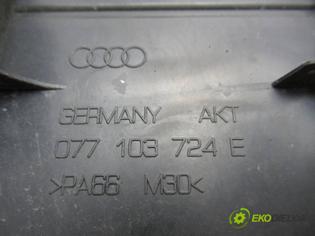 Audi S6 C5    KOMBI 5D QUATTRO 4.2B 340KM 97-04  Kryt Motor 077103724E (Kryty motora)