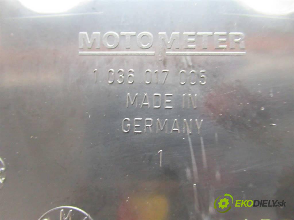 BMW 3 E46  1998 118KM SEDAN 4D 1.8B 118KM 98-03 2000 Prístrojovka 8380144 (Prístrojové dosky, displeje)