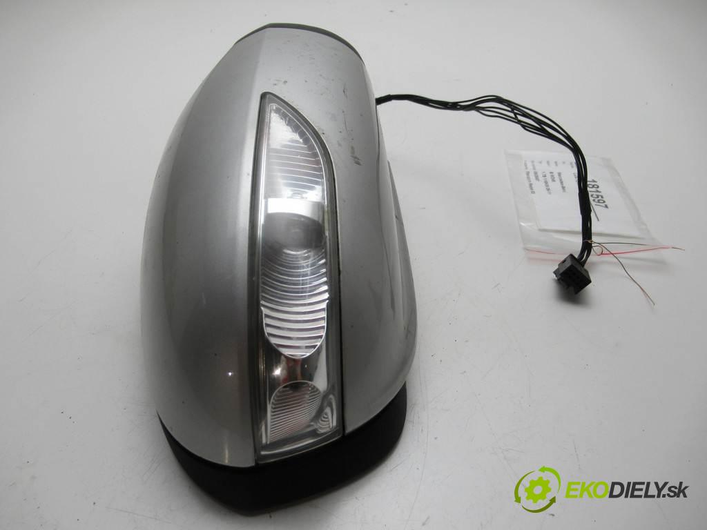 Mercedes-Benz B W245  2006 115KM 1.7B 116KM 05-11 1700 zpětné zrcátko pravé