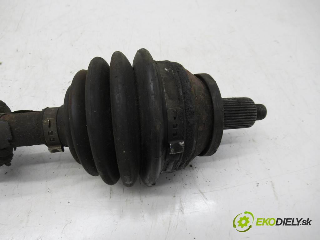 Volkswagen Polo IV 9N  2003  HATCHBACK 3D 1.4TDI 75KM 01-09 1400 Poloos ľavá strana  (Poloosy)