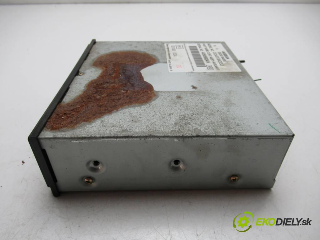Nissan Primera P12    HATCHBACK 5D 1.8B 115KM 01-07  CZYTNIK DVD - 28330-BA000