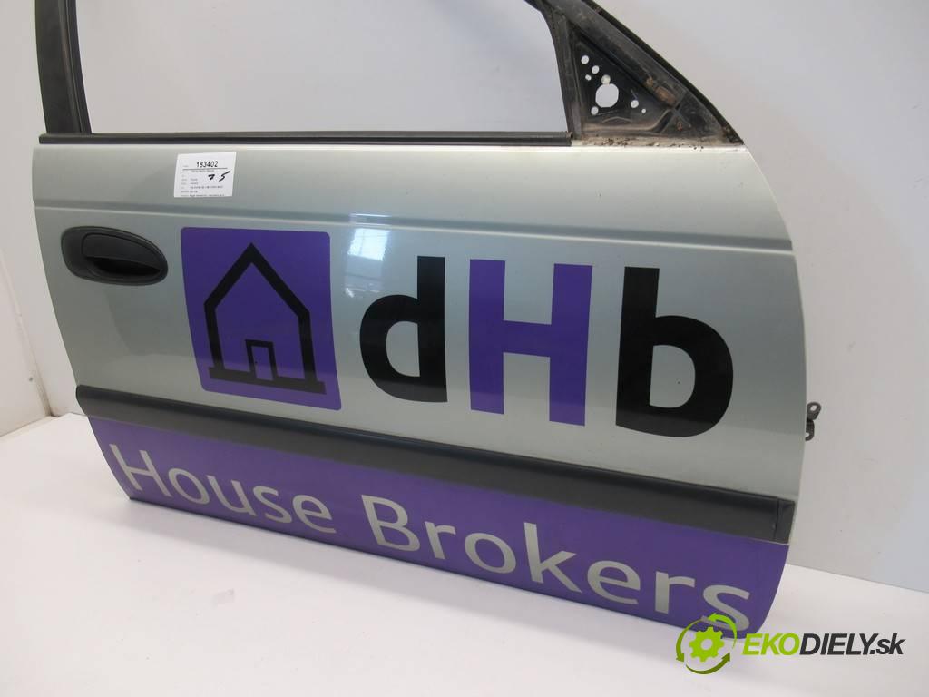 Toyota Avensis  1999  T22 KOMBI 5D 1.6B 110KM 98-03 1600 Dvere predný pravé  (Ostatné)