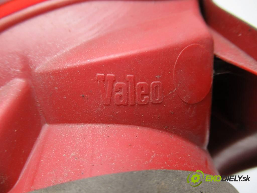 Toyota Avensis  1999  T22 KOMBI 5D 1.6B 110KM 98-03 1600 Svetlo zad pravá  (Ostatné)