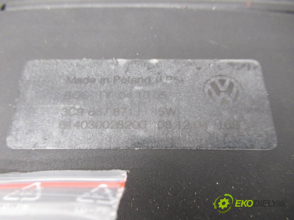 Volkswagen Passat B6    KOMBI 5D 2.0TDI 140KM 05-10  Roleta  (Rolety kufra)