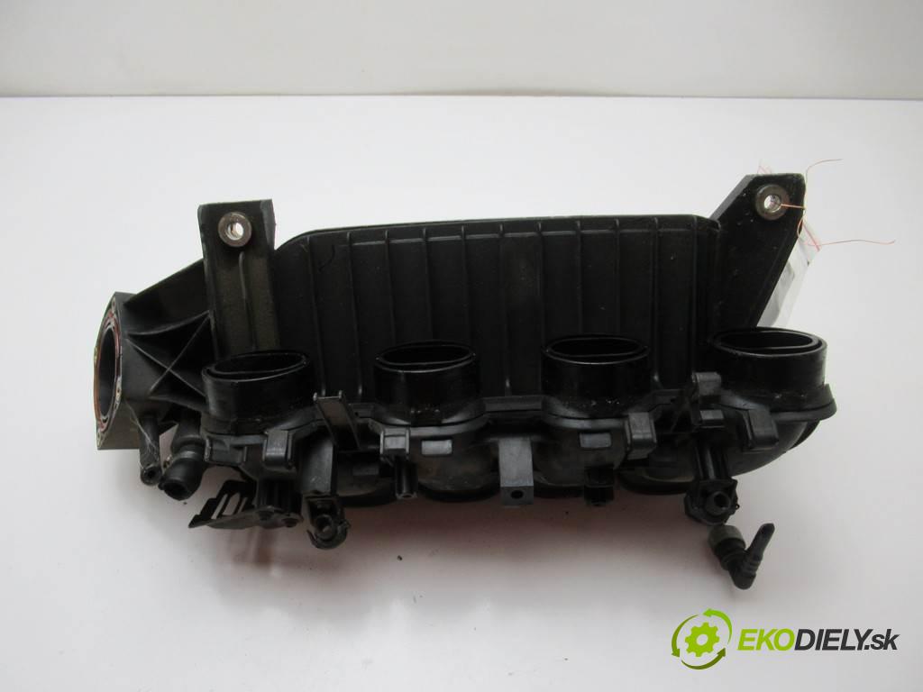 Alfa Romeo 147  2002  HATCHBACK 5D 1.6B 105KM 00-10 1600 potrubí sání 0280611019 (Sací potrubí)