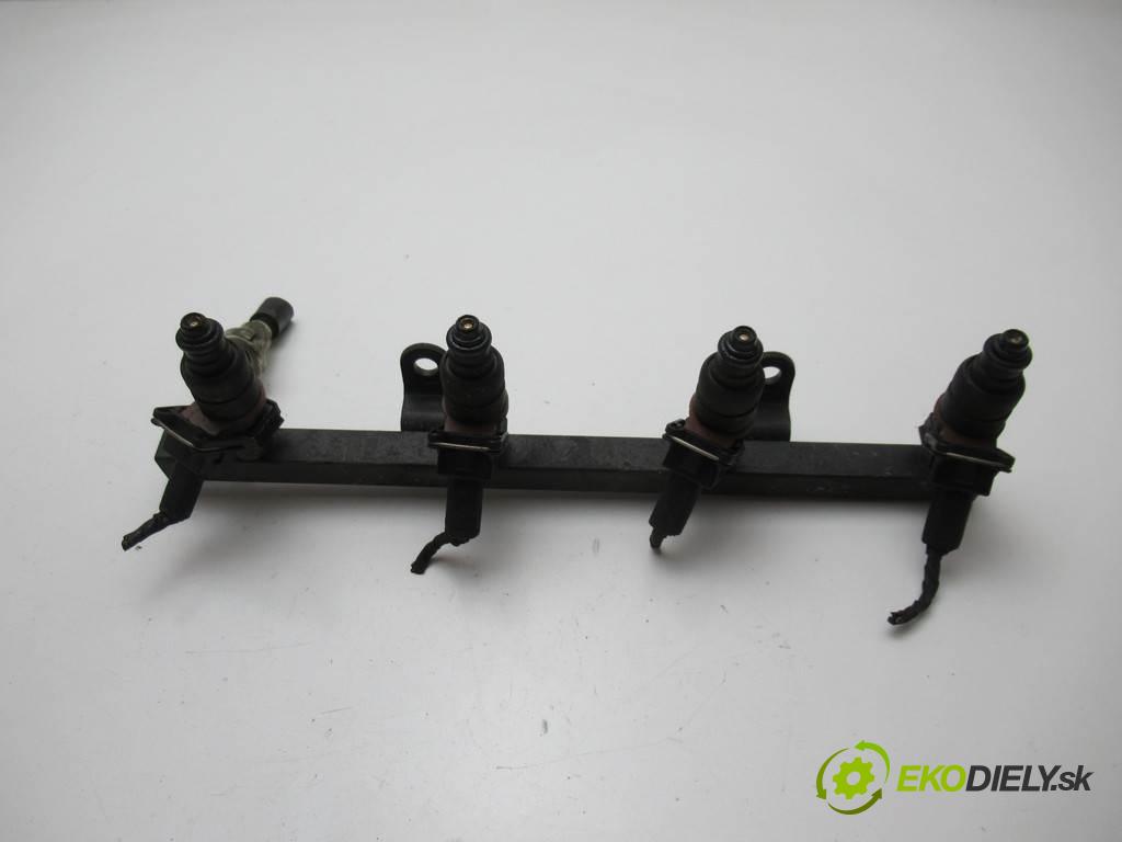 Chevrolet Lacetti   2006  HATCHBACK 5D 1.4B 95KM 03- 1400 lišta vstřikovací vstřikovací ventily 96332261