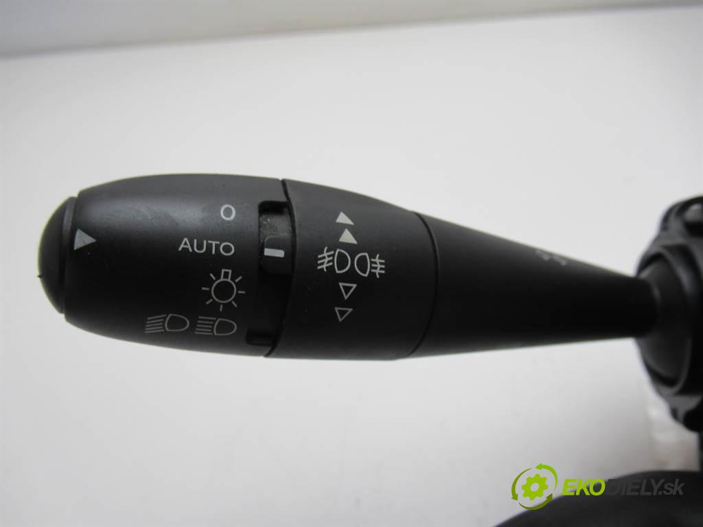 Peugeot 3008 LIFT  2015 150KM 2.0 BLUEHDI 150KM 09-16 2000 Prepínač kombinovaný 96773912ZD (Prepínače, spínače, tlačidlá a ovládače kúrenia)