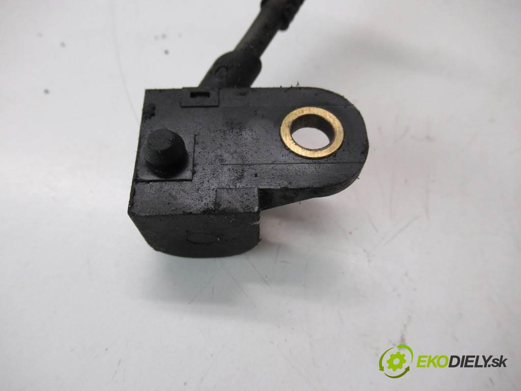 Skoda Octavia II LIFT  2010  KOMBI 5D 2.0TDI 140KM 08-13 2000 Snímač pozície vačkového hriadeľa - 03G906433A (Snímače polohy kľuky, vačky)
