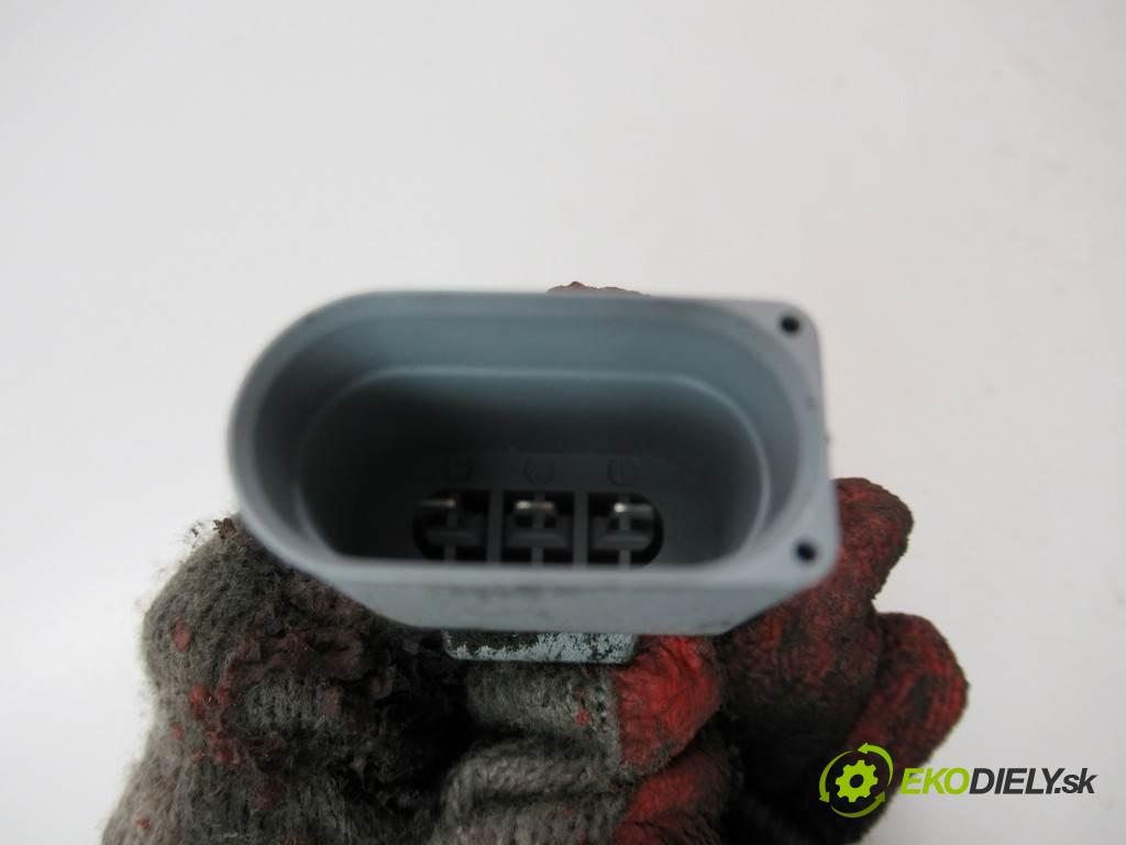 Skoda Octavia II LIFT  2010  KOMBI 5D 2.0TDI 140KM 08-13 2000 Snímač pozície vačkového hriadeľa - 03G906433A (Snímače polohy kľuky, vačky)