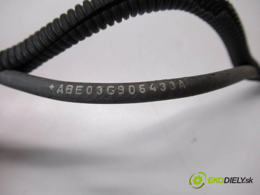 Skoda Octavia II LIFT  2010  KOMBI 5D 2.0TDI 140KM 08-13 2000 Snímač pozície vačkového hriadeľa - 03G906433A (Snímače polohy kľuky, vačky)