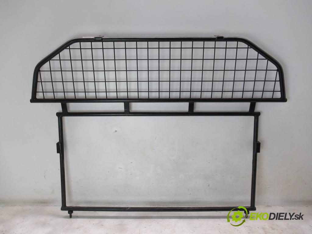 Skoda Octavia II LIFT    KOMBI 5D 2.0TDI 140KM 08-13  Mriežky deliaca  (Ostatné)