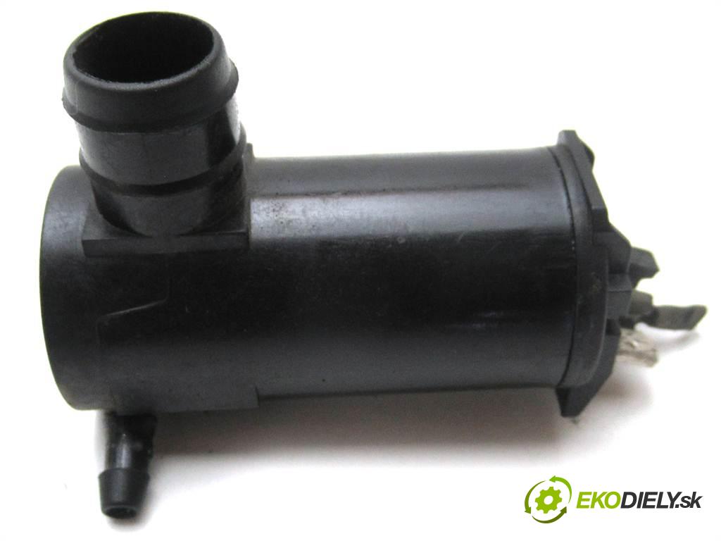 Toyota Yaris I FL    HATCHBACK 3D 1.0B 16V 65KM 03-05  motorek ostřikovače 98510-14000 (Pumpy, čerpadla ostřikovačů)