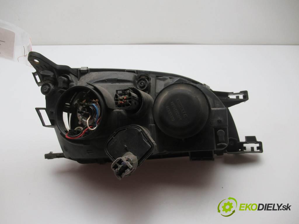 Toyota Avensis  1999  T22 KOMBI 5D 1.6B 101KM 98-03 1600 Svetlomet ľavy  (Ostatné)