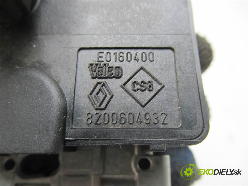 Renault Espace IV LIFT    LIFT 2.0DCI 150KM 02-14  blokáda volantu 8200604932 (Ostatní)