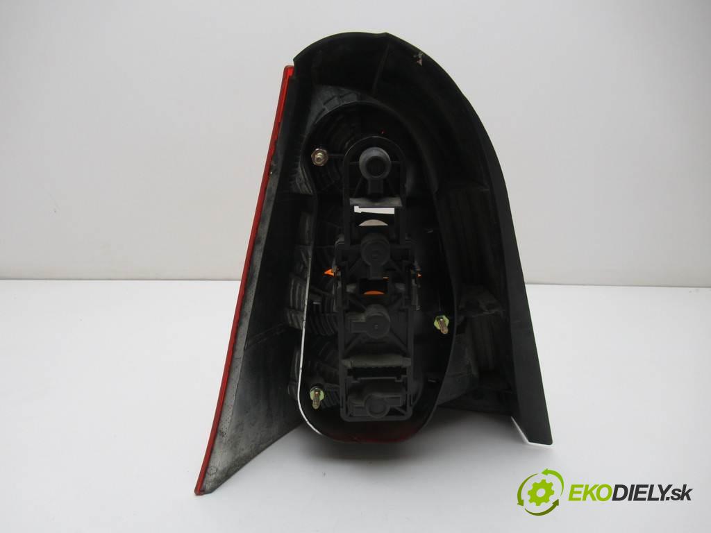 Mercedes-Benz W168  1999  1.6B 102KM 97-04 1600 Svetlo zad pravá  (Ostatné)